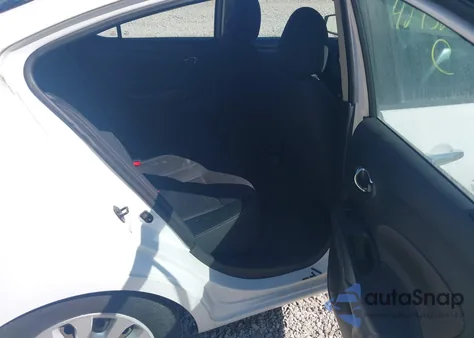 2017 Nissan Versa 1.6 Sv из США, поврежденный, VIN 3N1CN7AP8HK419160